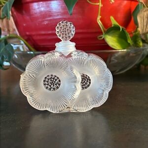 Vintage Lalique Deux Fleurs Perfume Bottle France French Flowers Frosted Sticker